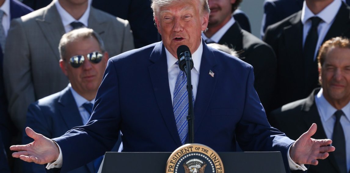 Estados Unidos aplicará nuevos aranceles a 60 países, entre ellos Argentina