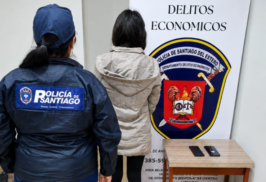 Detienen a una mujer que estafaba a la gente pidiendo dinero para tramitar planes sociales