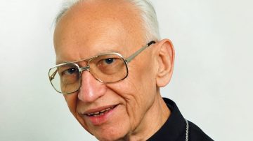 “El legado de Monseñor Gottau late hoy más fuerte que nunca en el corazón de los santiagueños”