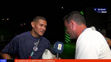 Cáceres reveló la insólita frase que le dijo Mbappé: “Me preguntó si le quería dar un beso”