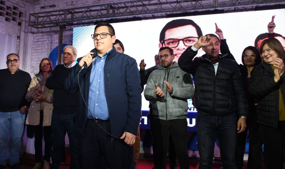 Fernández: el peronista Carlitos Silva lanzó su candidatura a intendente