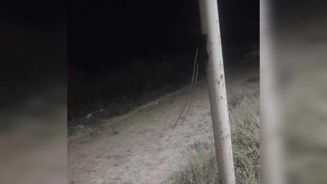 Robaron más de 100 metros de cable del alumbrado en la avenida Circunvalación de Añatuya