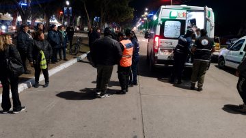Un niño resultó herido luego de ser atropellado por una moto frente a la feria