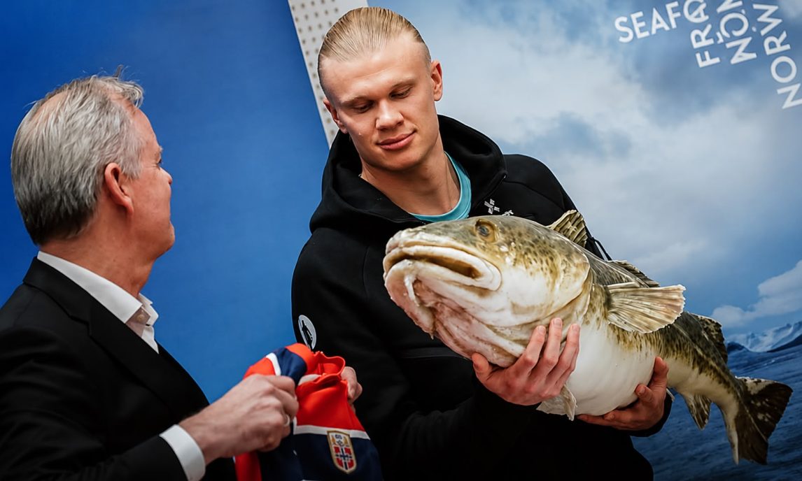 Ni el asado los tienta: Noruega llegó al Mundial con 580 kilos de comida propia