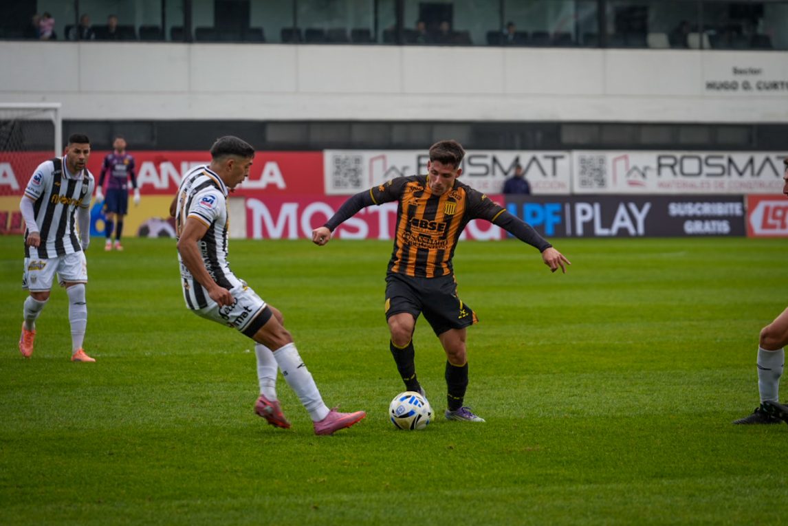 Mitre fue goleado y sigue en zona de descenso