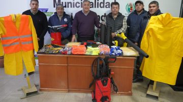 El municipio bandeño refuerza el servicio de limpieza con la entrega de herramientas para el mantenimiento de camiones recolectores