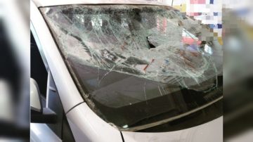 Detienen a un joven de 18 años tras intentar cometer un robo y destrozar el parabrisas de una camioneta