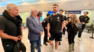 El seleccionado de Inglaterra ya está en Santiago del Estero para enfrentar a Los Pumas