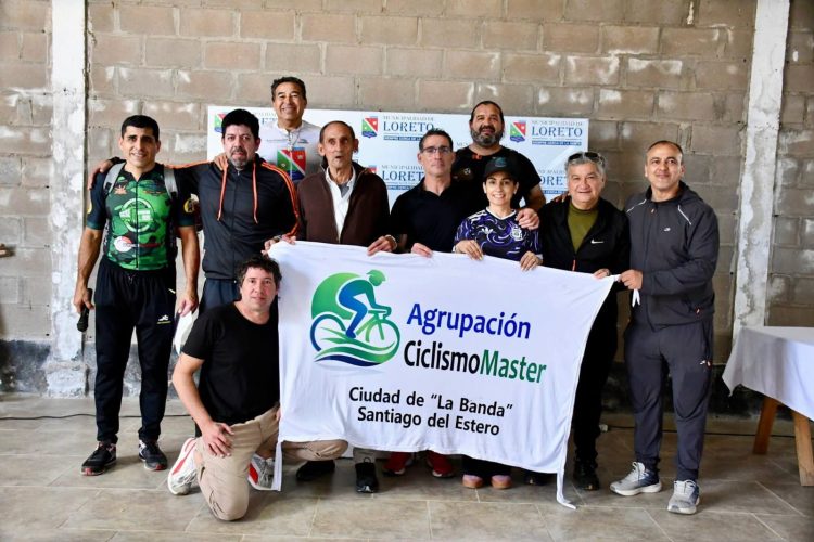 Loreto celebró su aniversario con una multitudinaria competencia de ciclismo