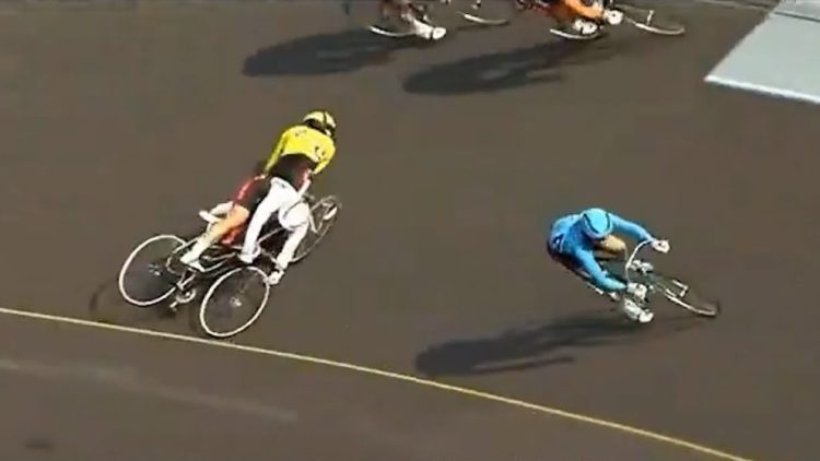 Conmoción en el ciclismo: falleció Toshiaki Fushimi luego de un brutal choque en competencia