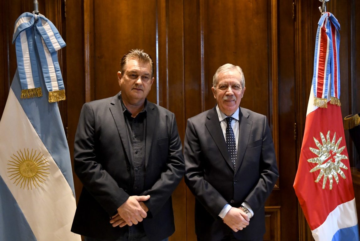 El gobernador Elías Suárez recibió al Ministro de Producción de Chaco