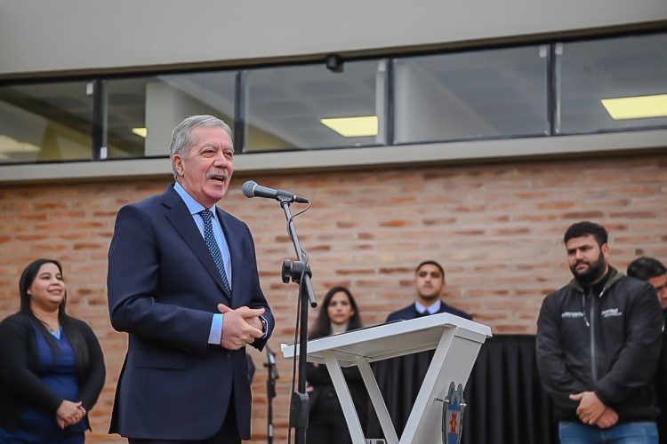 Elías Suárez inauguró una UPA en el B° Sarmiento: “los recursos asignados a la salud pública no representan un gasto”