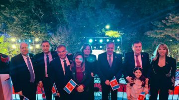 El gobernador participó de la Velada de Gala por el 473° aniversario de la Madre de Ciudades