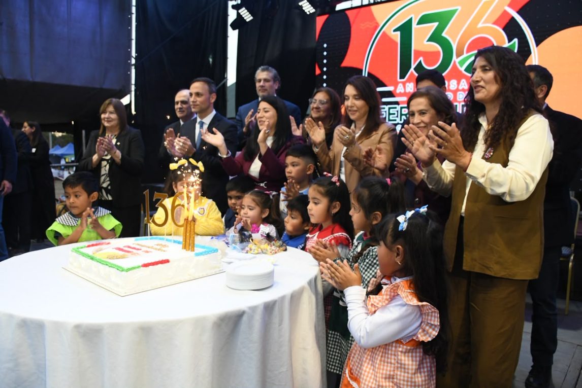 La ciudad de Fernández celebró sus 136° aniversario