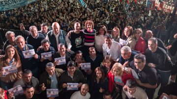 Multitudinario cierre de campaña de Paula Cánepa de cara a las elecciones del 2 de agosto