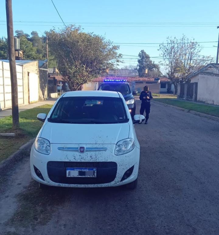B° San Martín: recuperan un automóvil sustraído en la vía pública
