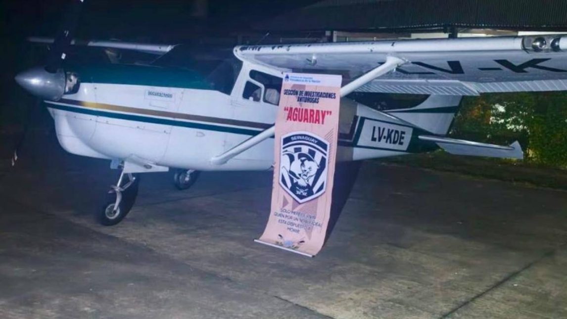 Gendarmería investiga una avioneta que partió de Santiago del Estero aterrizó en Salta