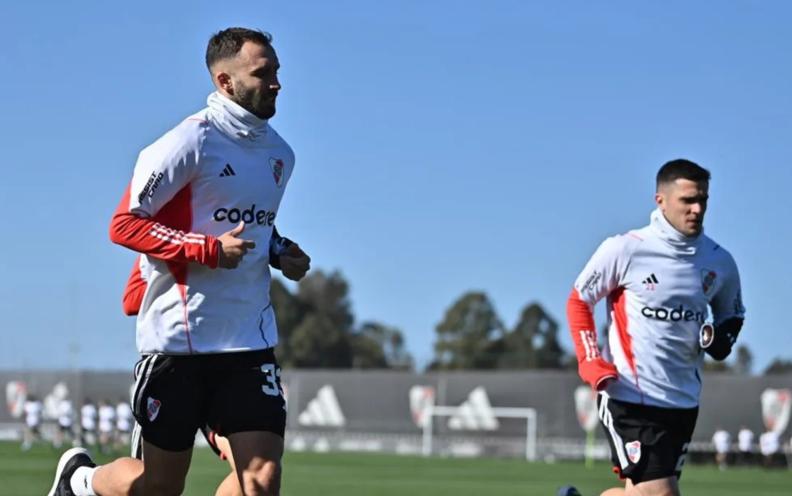 River rechazó el pedido del plantel para reincorporar a Pezzella y Bustos