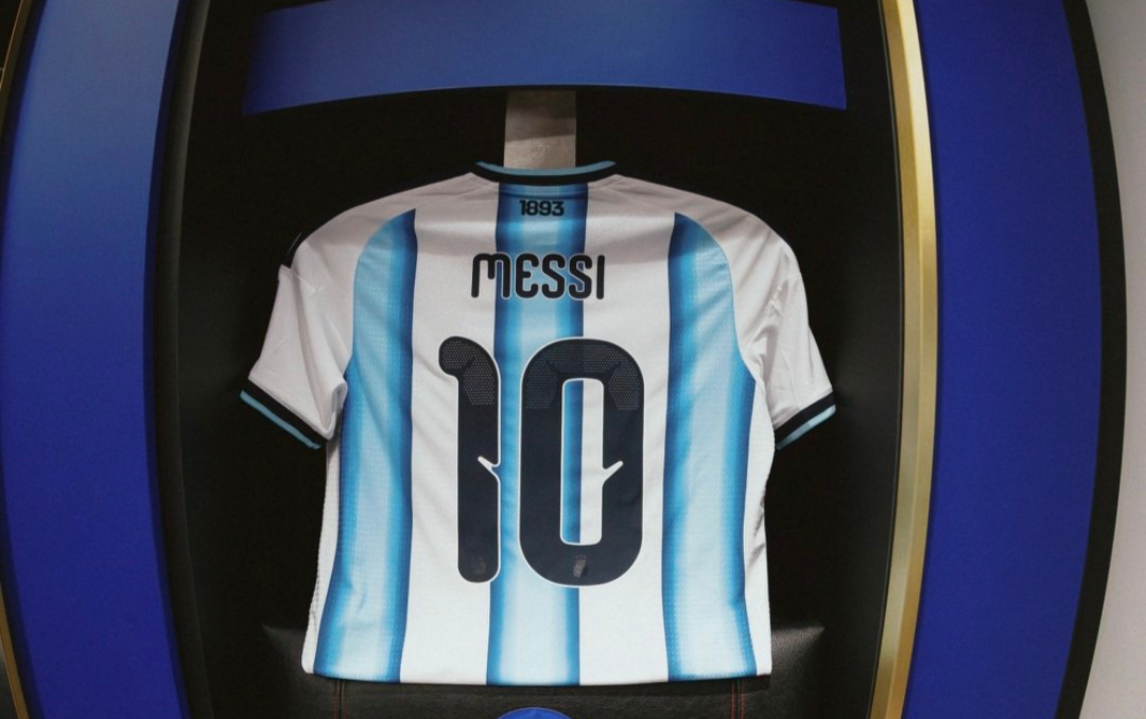 Por qué Argentina jugará con brazalete negro ante Suiza