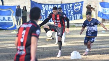 Estudiantes se quedó con el clásico del Norte ante Comercio y selló su pasaje a los cuartos de final