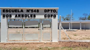 Copo: rompieron la puerta de una escuela y sospechan de un intento de robo