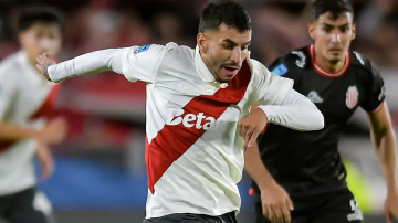 Coudet prepara dos cambios en River para visitar a Gimnasia y Ángel Correa se perfila como titular