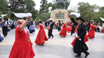 La danza volverá a copar el centro con una nueva edición de “Santiago Baila”