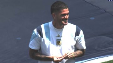 Las cábalas se respetan: De Paul y Paredes comieron caramelos mientras se realizaba la previa del Mundial 2026