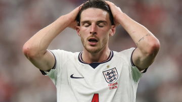 Declan Rice fue aislado por un virus y está en duda ante Noruega