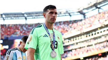 Dibu Martínez puso en duda su continuidad en la Selección Argentina