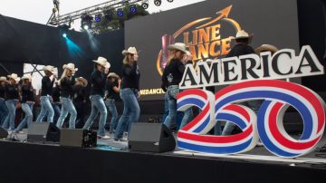 El Gobierno conmemoró la independencia de Estados Unidos y recibió cuestionamientos por el uso de recursos públicos