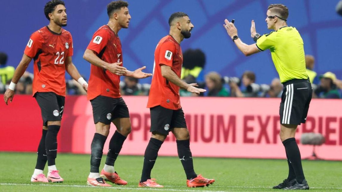 Egipto presentó una denuncia a la FIFA y acusó al árbitro como culpable de su derrota