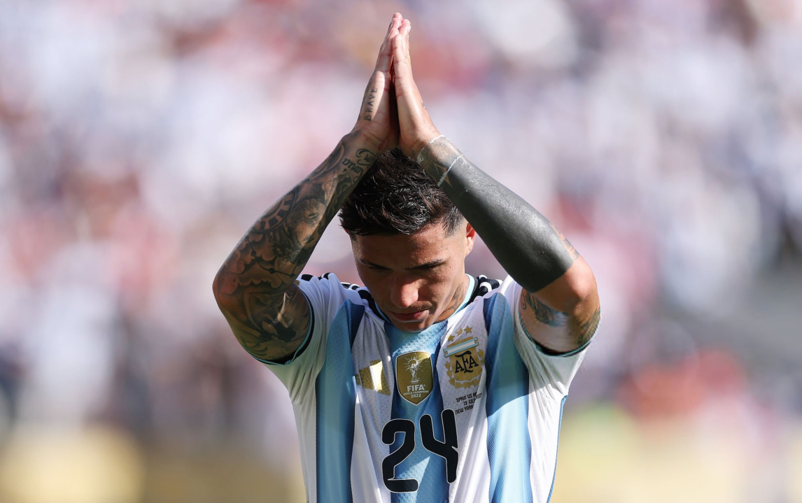 Argentina se quedó con diez: Enzo Fernández fue expulsado en el cierre del partido