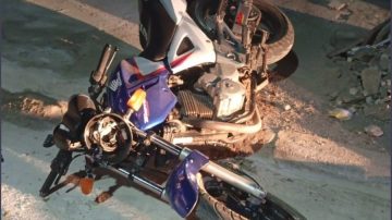Forres: un joven motociclista derrapó y se encuentra internado en grave estado