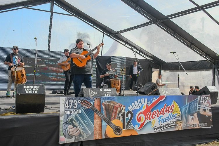 El sur también late con la vigilia artística de la 12° Marcha de las Cuerdas y Fuelles
