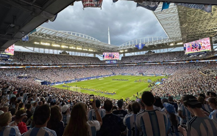 Cuánto cuesta ver Argentina-Inglaterra: Los precios de las entradas para la semifinal