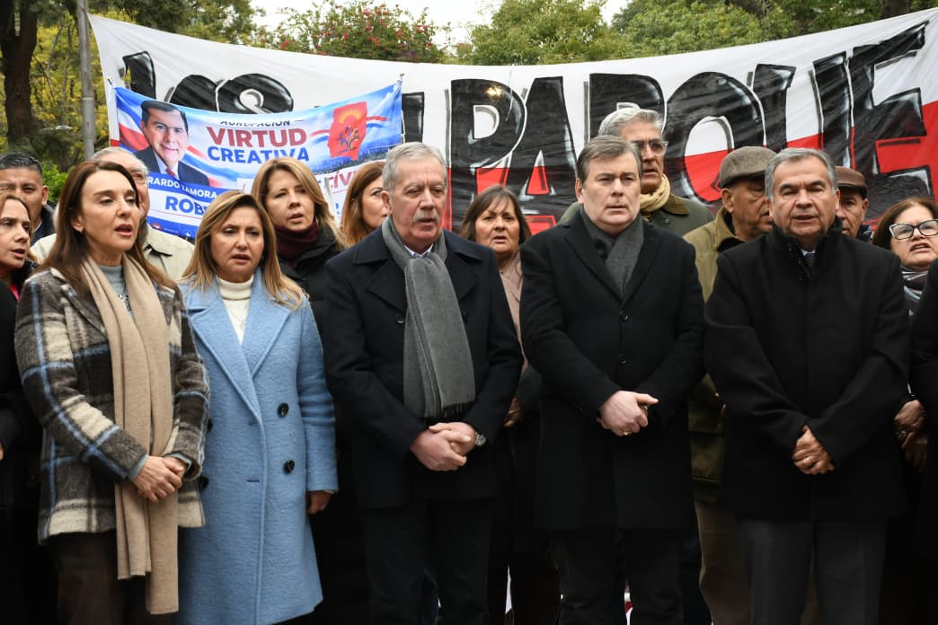 El gobernador Elías Suárez participó del acto en memoria de Hipólito Yrigoyen