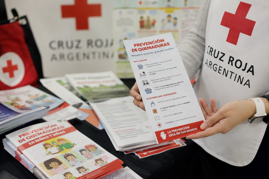 Santiago presentó un modelo innovador para la prevención de quemaduras infantiles ante especialistas de América Latina