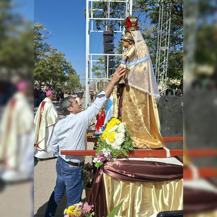 Campo Gallo: Silva Neder asistió a la misa en honor a Nuestra Señora del Carmen