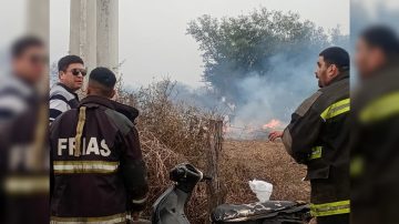 Frías: Propietario sospecha que incendiaron de manera intencional su campo