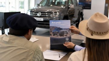 Pagó casi $70 millones por una Amarok y no tiene un solo papel que demuestre que es suya: el Caso Fürth sigue sumando voces