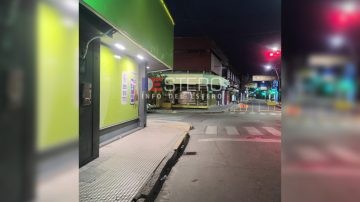 “Ni un alma”: así quedaron las calles del centro tras el inicio del partido