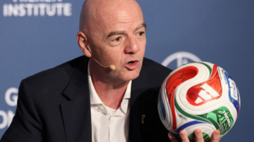 Infantino insiste con ampliar el Mundial: ahora a 64 selecciones