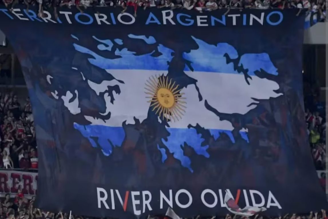 Argentina- Inglaterra: no permitirán el ingreso de banderas sobre Malvinas al estadio