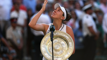 Noskova hizo historia en Wimbledon y conquistó su primer Grand Slam