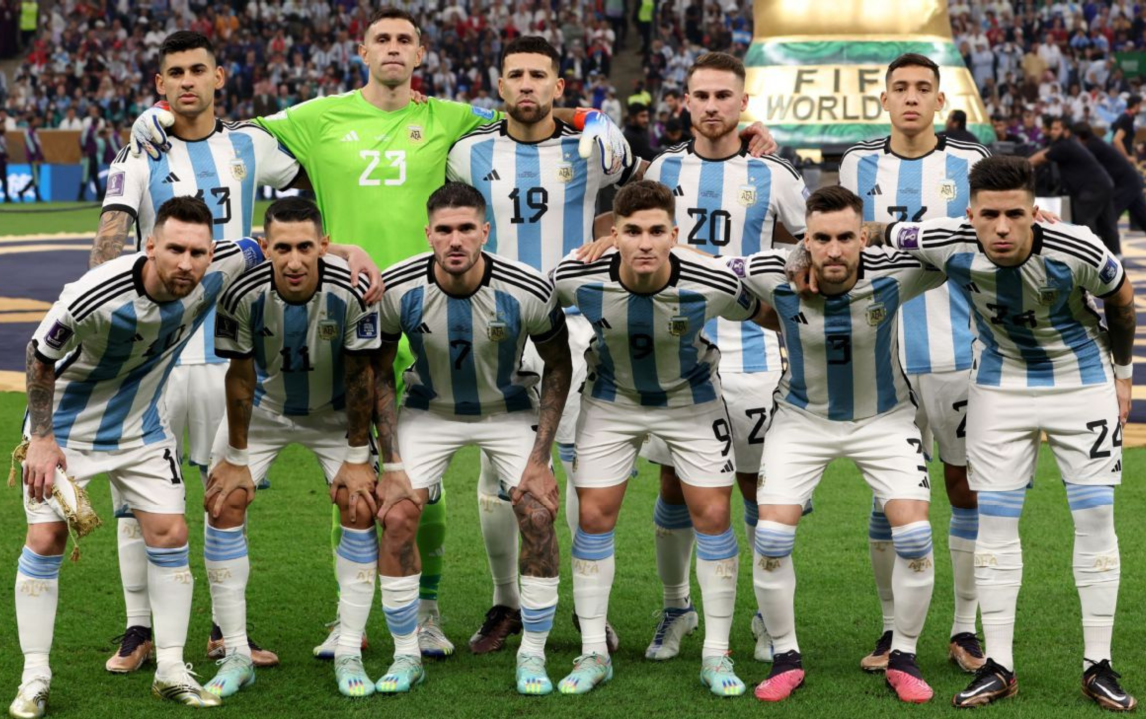 Del once de Qatar al de hoy: los tres cambios que hizo Scaloni para otra final del Mundial.