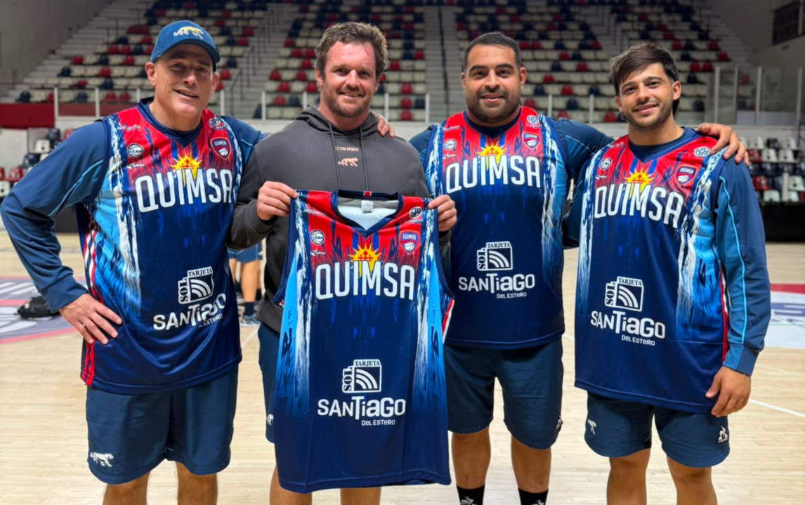 Los Pumas visitaron Quimsa y posaron con la camiseta de la Fusión