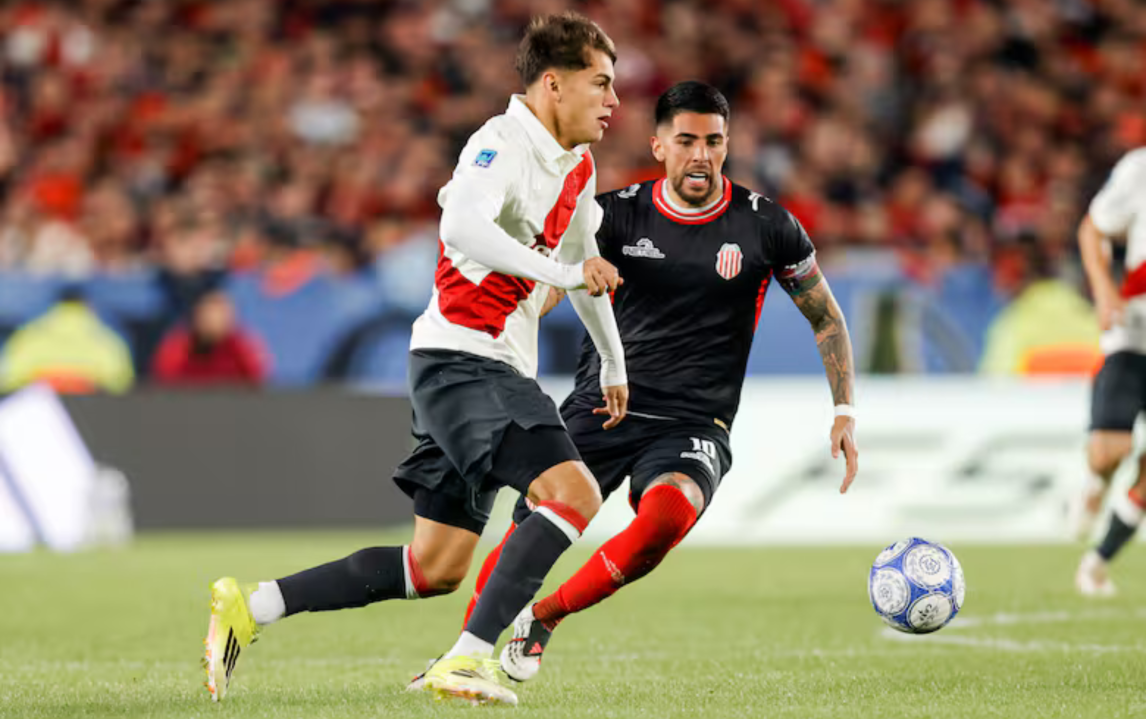 Nuevo golpe para River: perdió con Barracas Central en el debut del Clausura
