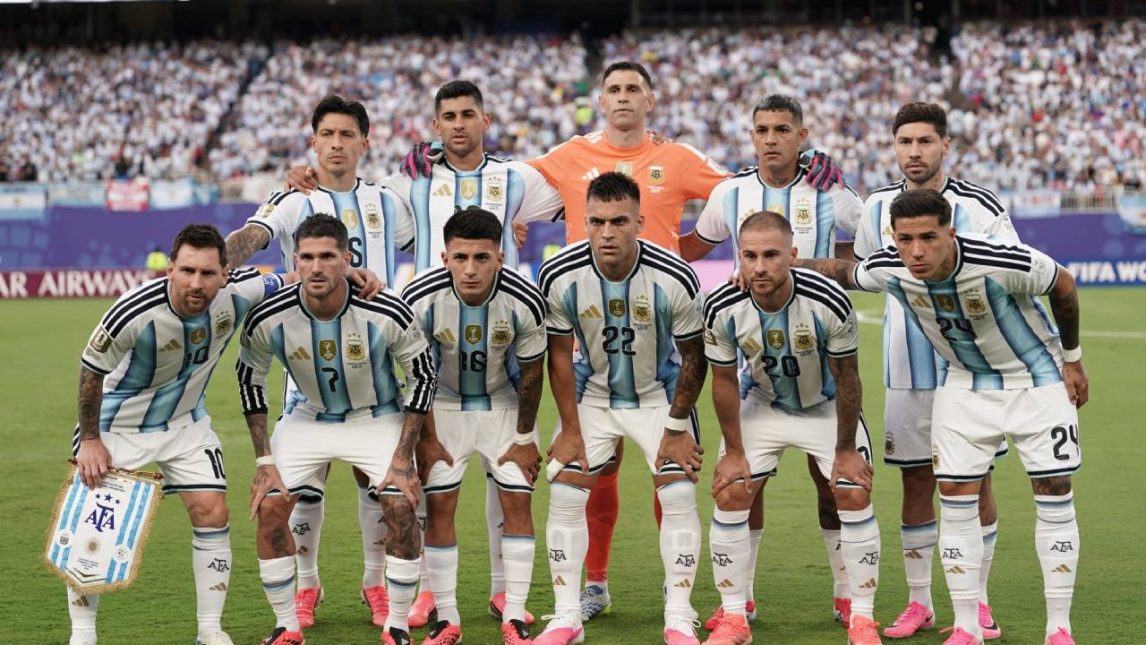 La Selección Argentina definió la indumentaria con la que jugará ante España en la final del Mundial 2026