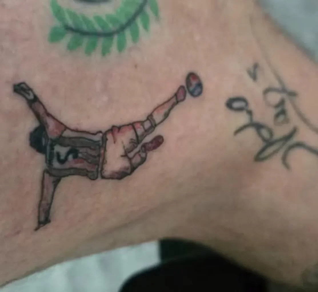 La reacción de Leandro Paredes tras el tatuaje de un hincha que se volvió viral